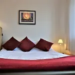 The Worthys شقة *