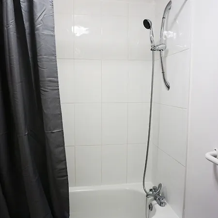 The Worthys * Bristol