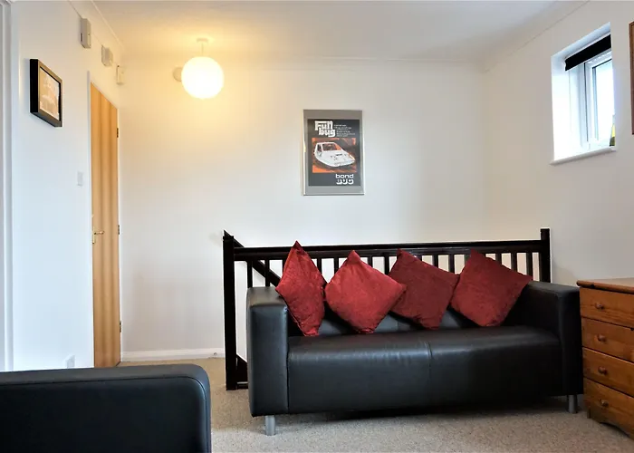 The Worthys Apartment *