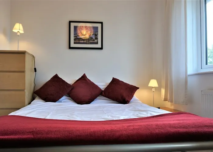 The Worthys Apartment *